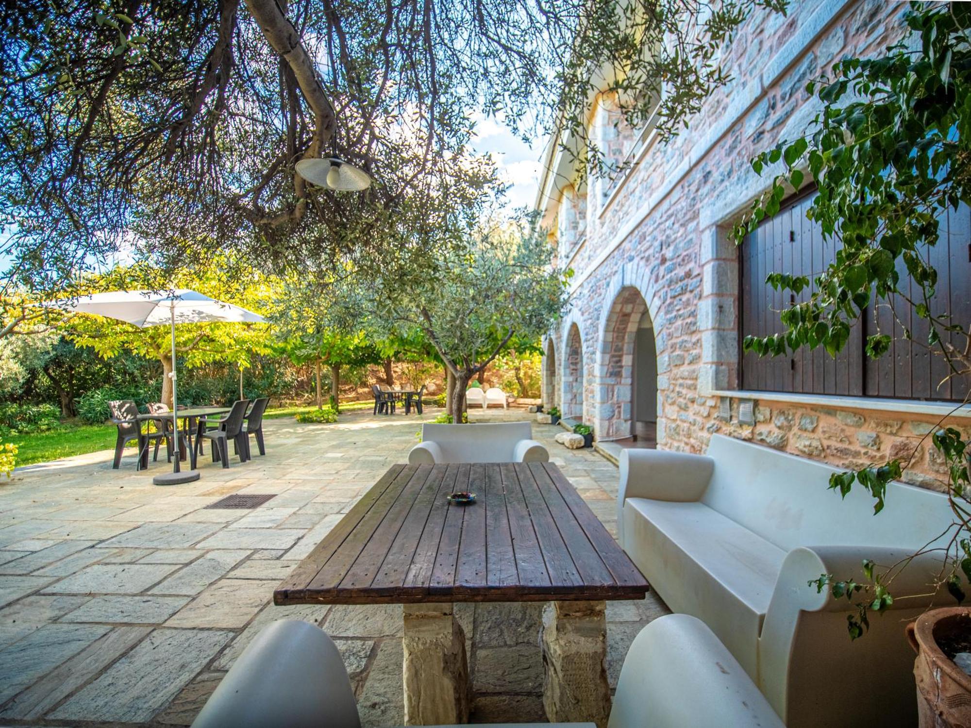 St George'S House Potistika Exterior foto